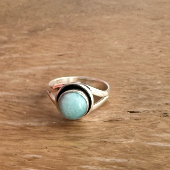 NWOT Sundance Pale Sky Ring, Larimar, Sterling Silver - Picture 5 of 7